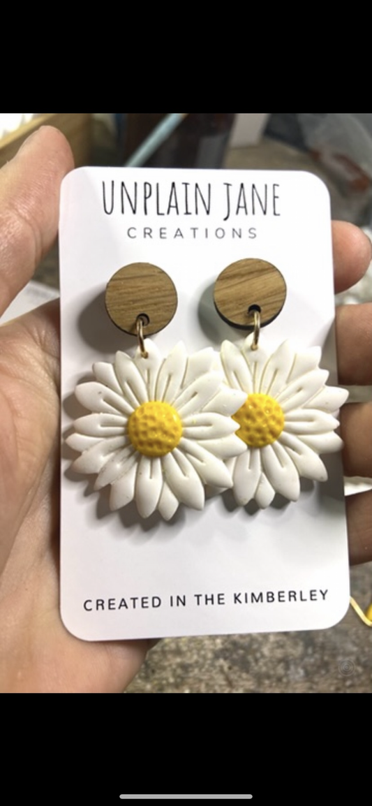 Large polymer clay Daisy