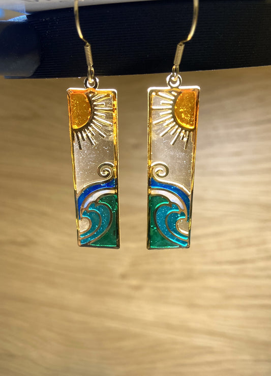 Gold resin sun and waves