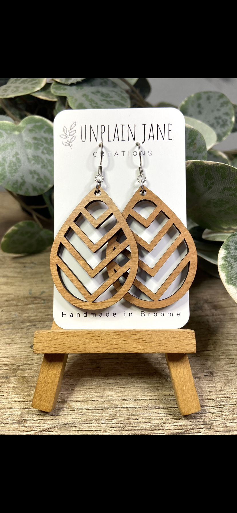 Wood veneer large tear drop